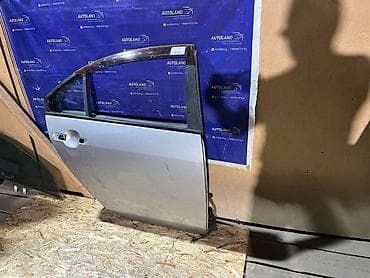 Автозапчасти: Задняя правая Nissan, Б/у, Оригинал — 2