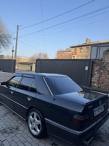 Продажа авто: Mercedes-Benz W124: 1993 г., 3.2 л, Автомат, Бензин, Седан — 3