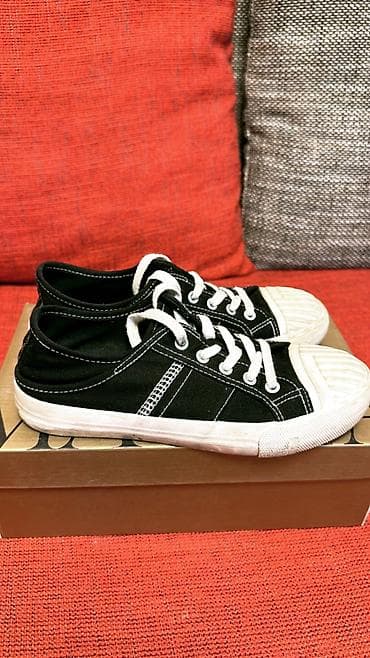 Кеды «L I N I N G” 37 размер в отличном состоянии 800 сом