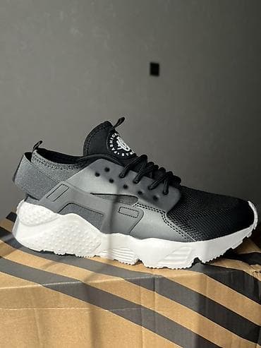 мир обуви: Мужские кроссовки, 40, Nike, Новый, цвет - Черный, Самовывоз, Платная доставка — 1