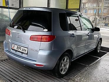subaru 2004: Mazda Demio: 2003 г., 1.3 л, Автомат, Бензин, Хэтчбэк — 4