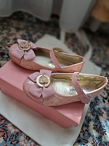 gruda sos: Прелестные туфельки для девочки 4,5 лет можно одеть на выпускной 😍 — 1