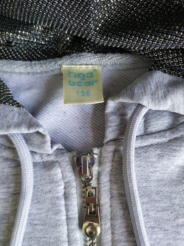 книги художественная литература: Кофта с капюшоном в отличном состоянии. Турция. Размер 158см — 3