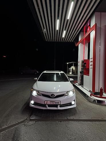Toyota Camry: 2012 г., 2.5 л, Автомат, Бензин, Седан