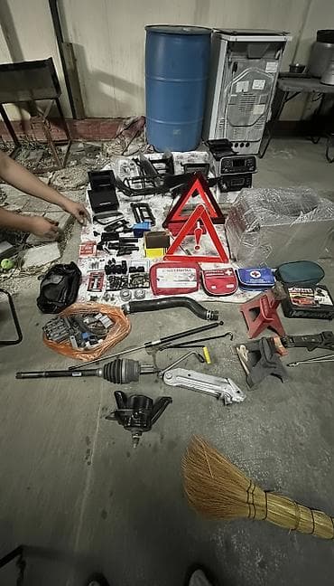 Большой набор автотоваров и запчастей (разные позиции) Состав по at lalafo.kg Большой набор автотоваров и запчастей (разные позиции) Состав по