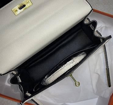 Кол сааттар: Классикалык сумка, Материалы: Нукура булгаары, Чечилме кайыш, Аялдарга, Жаңы — 5