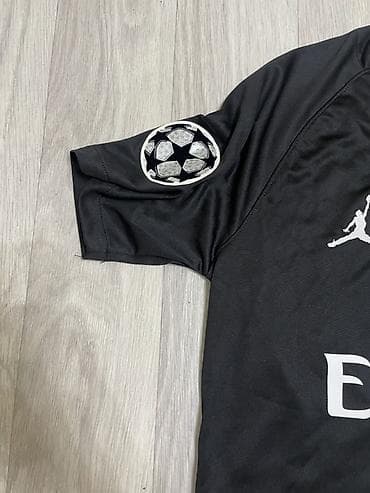 форма футбольный: Футбольная майка Paris Saint‑Germain (PSG) — специальная чёрная версия — 3