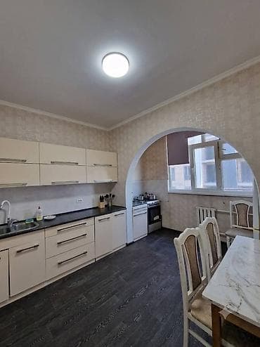 osh flat: Сдается команата с подселением 3 парням (по 10000сомов) в просторной 2 — 2