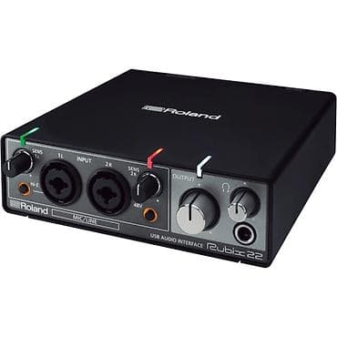 Продаю звуковую карту Roland Rubix22 состояние отличное Аудиоинтерфейс