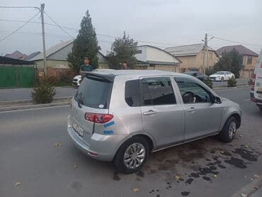 Mazda Verisa: 2002 г., 1.5 л, Автомат, Бензин, Хэтчбэк