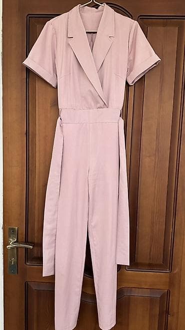 Кышкы спорт: Женский комбинезон пастельно‑розового цвета. - Фасон — 2