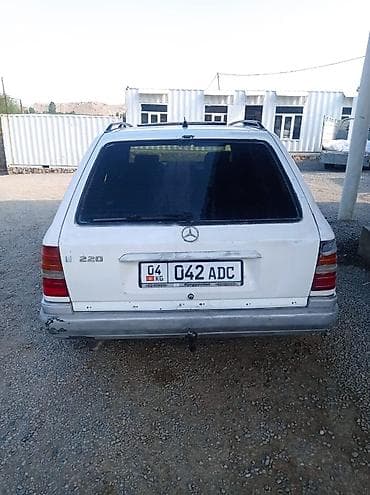 Транспорт: Mercedes-Benz W124: 1993 г., 2.2 л, Механика, Бензин, Универсал — 1