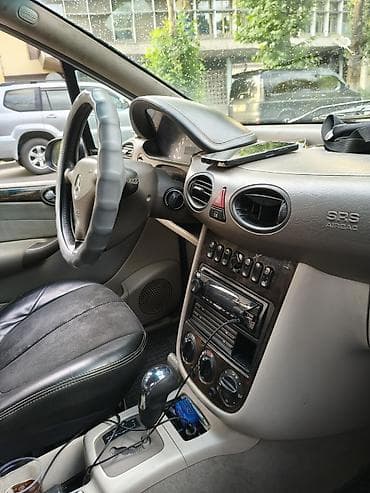 Mercedes-Benz A-Class: 2002 г., 1.9 л, Автомат, Бензин, Хэтчбэк — 5