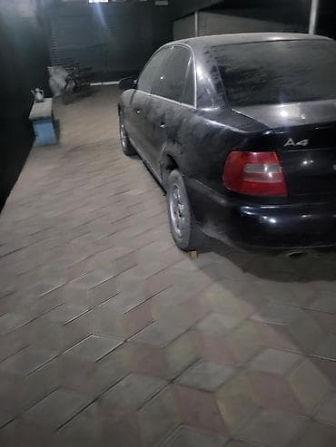 camry universal: Audi A4: 1998 г., Автомат, Седан — 3