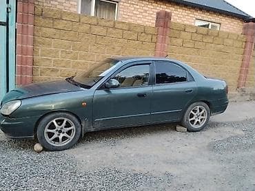 Daewoo Nubira: 2000 г., 1.5 л, Механика, Бензин, Седан