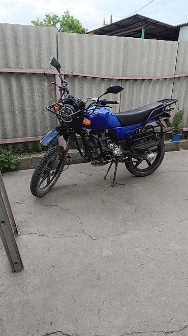 Классический мотоцикл Suzuki, 200 куб. см, Бензин, Б/у