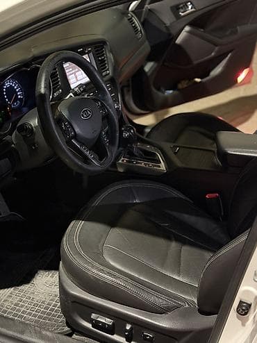 kia автомобиль: Kia K5: 2010 г., 2 л, Автомат, Бензин, Седан — 5