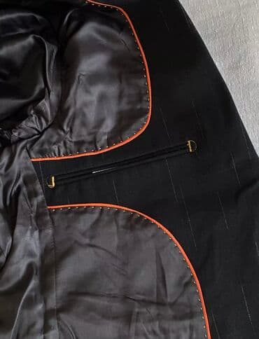 прокат мужских костюмов [возьми на прокат] бишкек фото: Костю мужской 
Размер S 
В отличном состоянии — 6