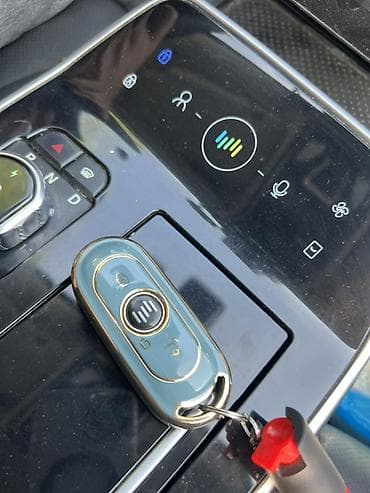 porter 1: Брелок‑чехол для автомобильного ключа - Форм‑фактор: двухчастный — 1