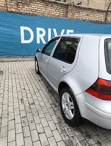 гоььф 3: Volkswagen Golf: 2003 г., 2 л, Автомат, Бензин, Хэтчбэк — 4