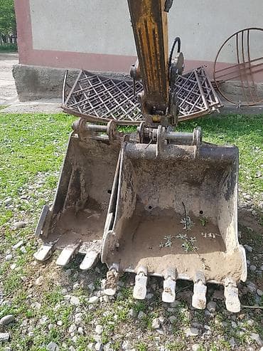 mini kooper: Экскаватор, Hyundai, Колесный — 4