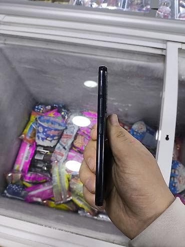 rode nt: Samsung Galaxy S22, цвет - Черный, 1 SIM — 2