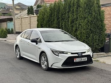 fh 16: Toyota Corolla: 2020 г., 1.8 л, Вариатор, Гибрид, Седан — 3
