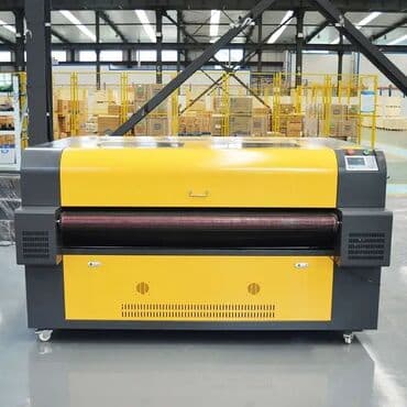 печать на футболках оборудование купить: Лазерный станок для резки ткани 1300/900 мм - 4900$ 1600/1000 мм - — 5