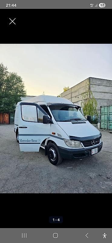 v class: Легкий грузовик, Mercedes-Benz, Б/у — 1