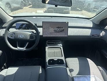 e 303: Changan Qiyuan Q05: 2026 г., Электромобиль — 3