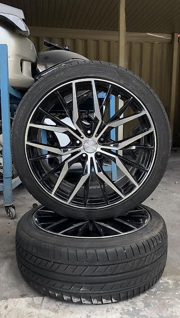 m max: Колеса в сборе 245 / 40 / R 20, Лето, Б/у, Комплект, Литые, отверстий - 5 — 1