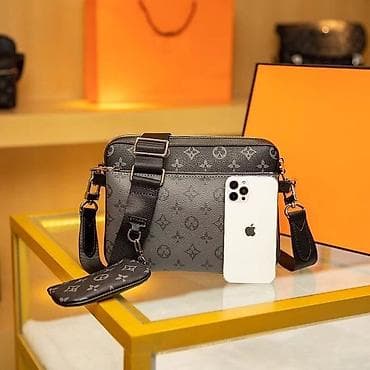 louis vuitton: Барсетка, Louis Vuitton, Материал: Экокожа, Застежка на молнии, Множество карманов, Разделенные отделения, Новый — 3