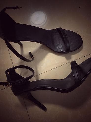высокий каблук: Продам стильные каблуки Обувь новая, не носилась, размер 38 — 2