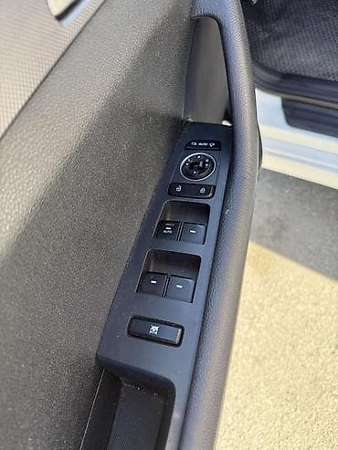 Транспорт: Hyundai Sonata: 2018 г., 2 л, Автомат, Газ, Седан — 6