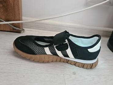женский спортивный костюм: Кроссовки, 37, 37.5, 38, Adidas, Новый, цвет - Черный — 1