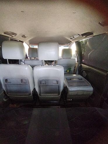 Toyota Previa: 2003 г., 2.4 л, Механика, Газ, Минивэн