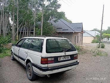 Volkswagen Passat Variant: 1989 г., 1.8 л, Механика, Бензин, Универсал