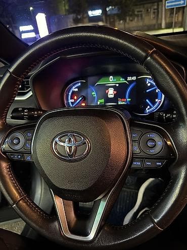 салон на 210: Toyota RAV4: 2019 г., 2.5 л, Автомат, Гибрид, Кроссовер — 10