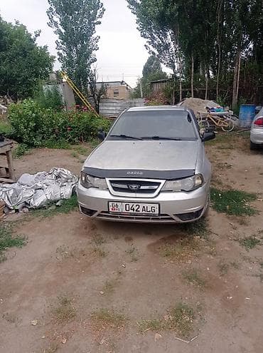 Daewoo Nexia: 2010 г., 1.5 л, Механика, Бензин, Седан