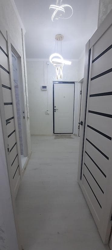 продаю квартиру 4 мкр: 1 комната, 44 м², 105 серия, 5 этаж, Евроремонт — 6