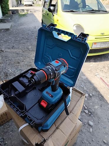 Аккумуляторная дрель‑шуруповёрт в кейсе Комплектация: - — 1