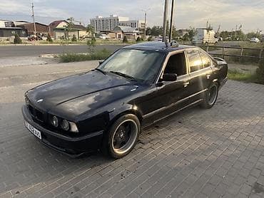 реснички е34: BMW 5 series: 1992 г., Седан — 3