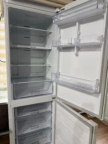 Техника и электроника: Холодильник Samsung, Новый, Двухкамерный, No frost, 1 * — 3