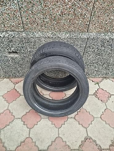 Две летние шины 225/45 R18 95H XL. Характеристики: - Размер: 225/45