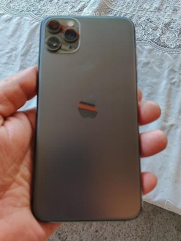 IPhone 11 Pro Max, Б/у, 256 ГБ, Space Gray, Зарядное устройство, Чехол, 74 %