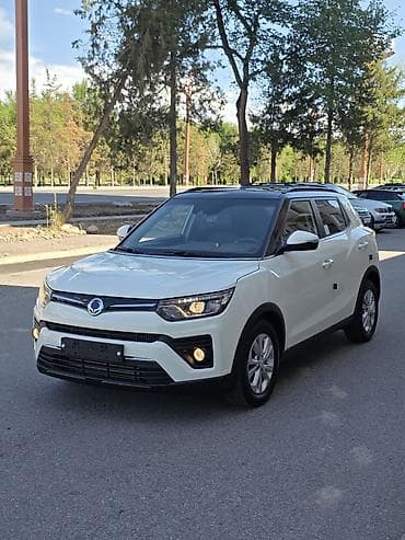 горный: Ssangyong Tivoli: 2020 г., 1.5 л, Автомат, Бензин, Хэтчбэк — 2