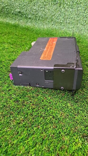 e39: CD-чейнджер для BMW E39 E53 694——6990 Состояние отличное В отличном — 2