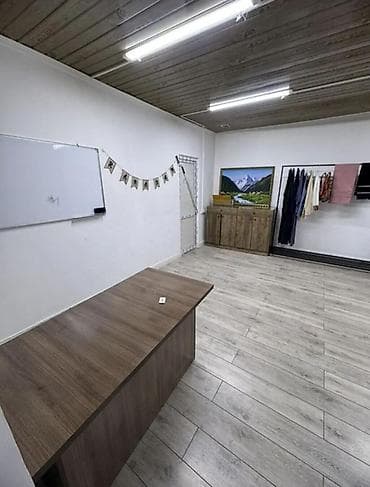 Сдаётся помещение под офис, 35м², первая линия. Подойдёт для офиса