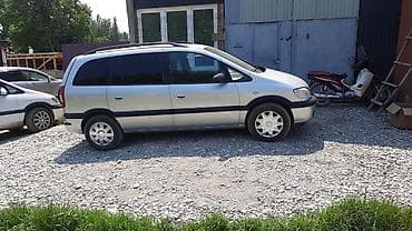 Opel Zafira: 2003 г., Минивэн