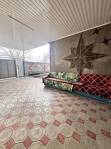 Продажа квартир: 5 и более комнат, 120 м² — 10